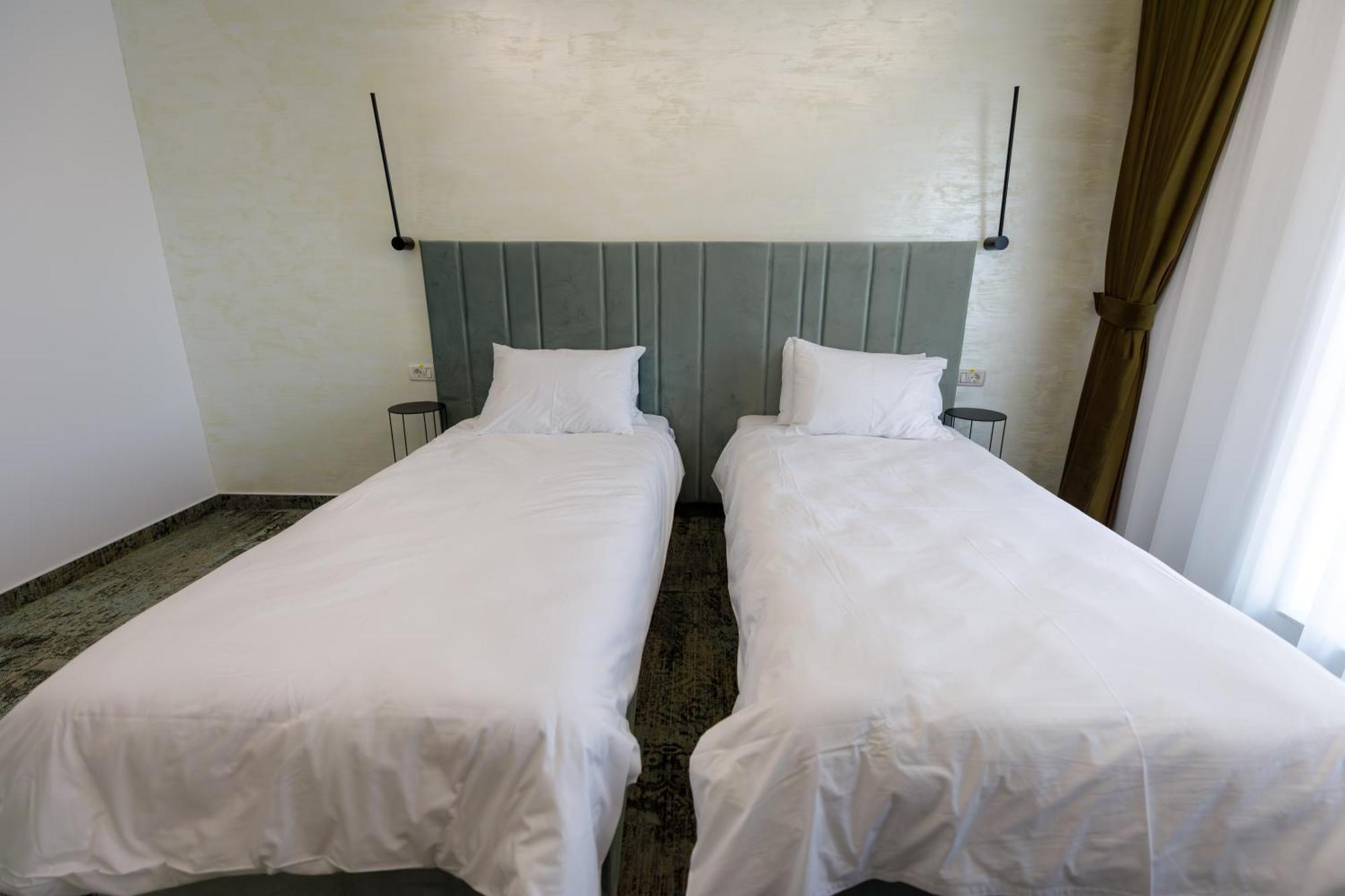 River Place Pitesti Ngoại thất bức ảnh